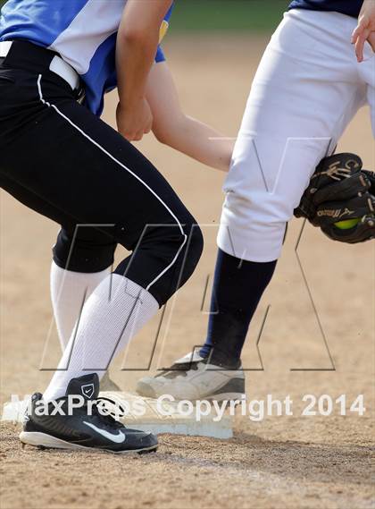 Thumbnail 1 in Birmingham vs. Nordhoff (Birmingham Classic) photogallery.