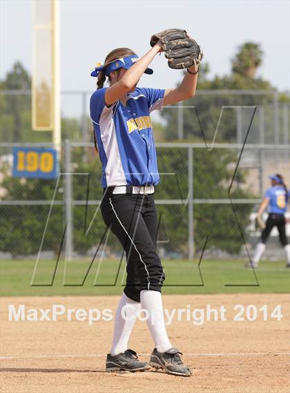 Thumbnail 2 in Birmingham vs. Nordhoff (Birmingham Classic) photogallery.