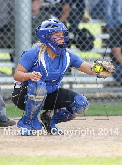 Thumbnail 3 in Birmingham vs. Nordhoff (Birmingham Classic) photogallery.