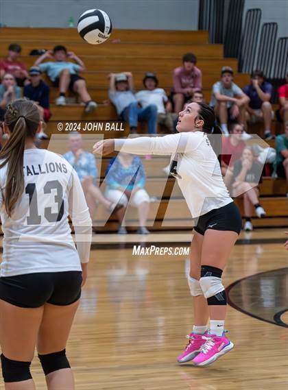 Thumbnail 1 in West Bladen @ South Columbus photogallery.