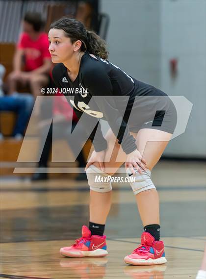 Thumbnail 3 in West Bladen @ South Columbus photogallery.