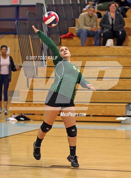 Thumbnail 2 in Holy Cross vs. Coventry (CIAC Class S semifinal) photogallery.