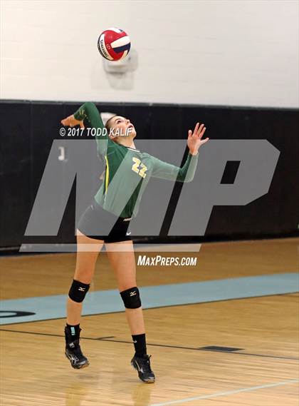 Thumbnail 2 in Holy Cross vs. Coventry (CIAC Class S semifinal) photogallery.