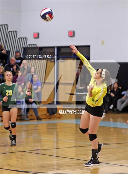 Thumbnail 1 in Holy Cross vs. Coventry (CIAC Class S semifinal) photogallery.