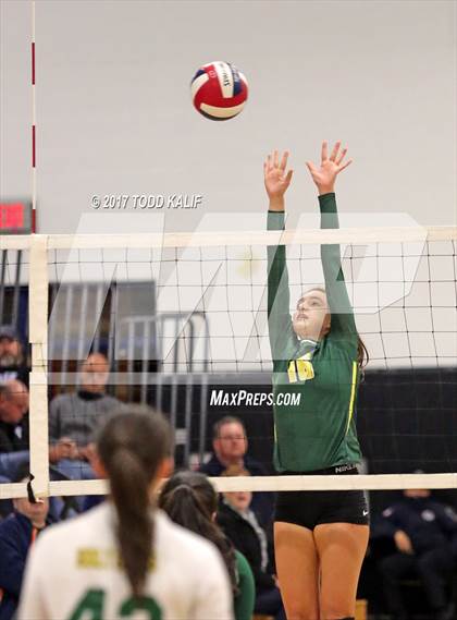 Thumbnail 1 in Holy Cross vs. Coventry (CIAC Class S semifinal) photogallery.