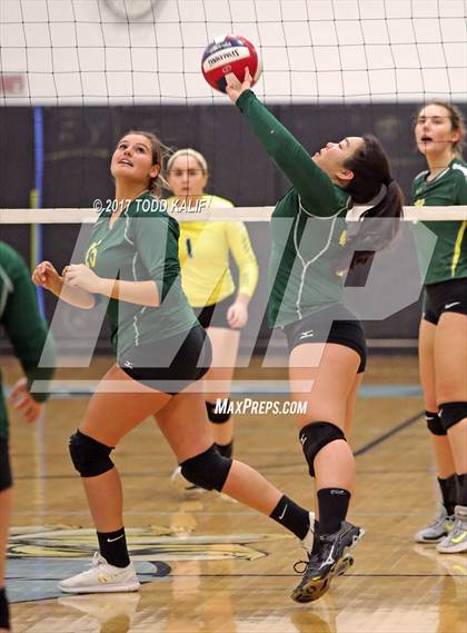 Thumbnail 3 in Holy Cross vs. Coventry (CIAC Class S semifinal) photogallery.
