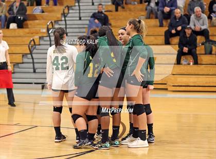 Thumbnail 2 in Holy Cross vs. Coventry (CIAC Class S semifinal) photogallery.