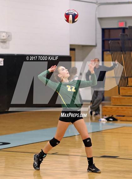 Thumbnail 2 in Holy Cross vs. Coventry (CIAC Class S semifinal) photogallery.