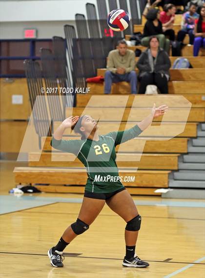 Thumbnail 3 in Holy Cross vs. Coventry (CIAC Class S semifinal) photogallery.
