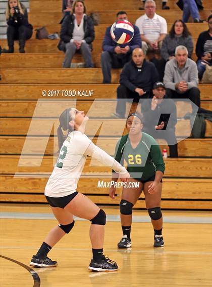 Thumbnail 1 in Holy Cross vs. Coventry (CIAC Class S semifinal) photogallery.