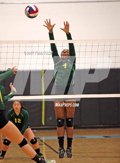 Thumbnail 3 in Holy Cross vs. Coventry (CIAC Class S semifinal) photogallery.