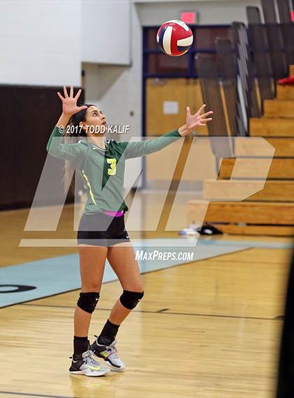 Thumbnail 3 in Holy Cross vs. Coventry (CIAC Class S semifinal) photogallery.