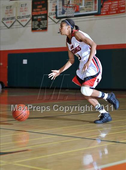 Thumbnail 1 in Corona vs. Rancho Verde (Lady Bears Holiday Classic Finals) photogallery.