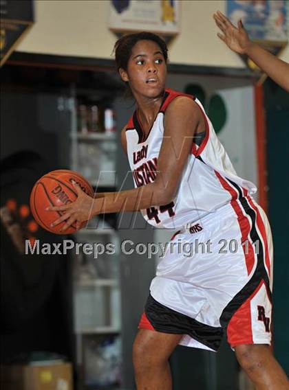 Thumbnail 1 in Corona vs. Rancho Verde (Lady Bears Holiday Classic Finals) photogallery.