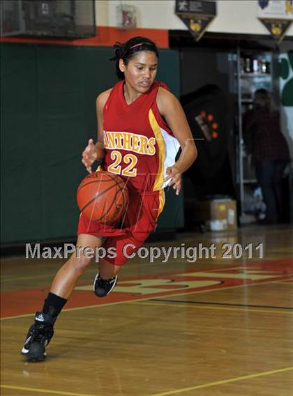 Thumbnail 3 in Corona vs. Rancho Verde (Lady Bears Holiday Classic Finals) photogallery.