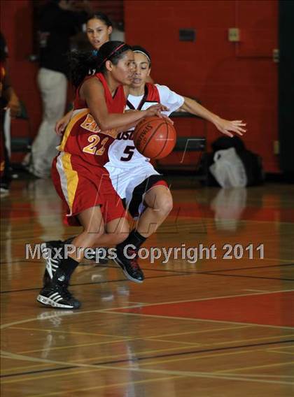 Thumbnail 1 in Corona vs. Rancho Verde (Lady Bears Holiday Classic Finals) photogallery.