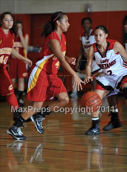 Thumbnail 1 in Corona vs. Rancho Verde (Lady Bears Holiday Classic Finals) photogallery.