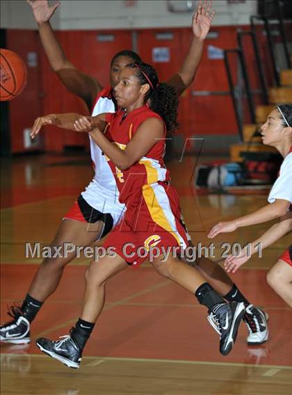 Thumbnail 3 in Corona vs. Rancho Verde (Lady Bears Holiday Classic Finals) photogallery.