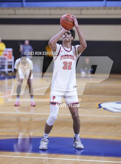 Thumbnail 2 in Pierson vs Port Jefferson (NYSPHSAA Section XI Class C Final) photogallery.