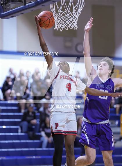 Thumbnail 3 in Pierson vs Port Jefferson (NYSPHSAA Section XI Class C Final) photogallery.