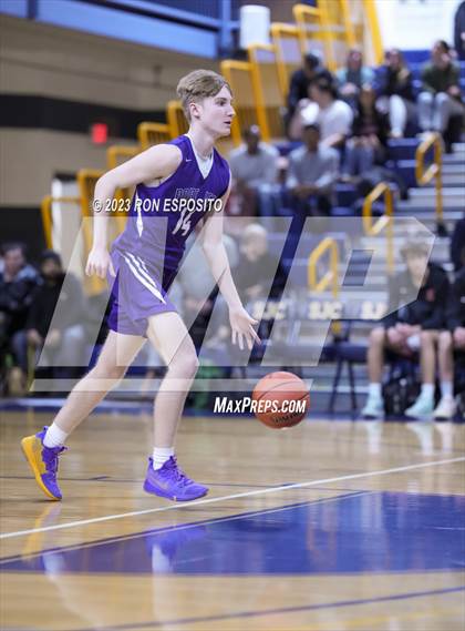 Thumbnail 2 in Pierson vs Port Jefferson (NYSPHSAA Section XI Class C Final) photogallery.