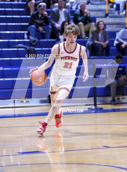 Thumbnail 2 in Pierson vs Port Jefferson (NYSPHSAA Section XI Class C Final) photogallery.