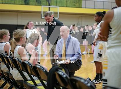 Thumbnail 2 in Hendersonville vs Mount Juliet (TSSAA District 9-AAA Quarterfinal) photogallery.