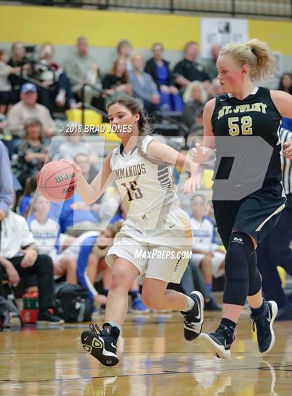 Thumbnail 3 in Hendersonville vs Mount Juliet (TSSAA District 9-AAA Quarterfinal) photogallery.