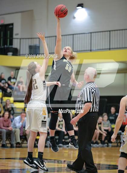 Thumbnail 1 in Hendersonville vs Mount Juliet (TSSAA District 9-AAA Quarterfinal) photogallery.