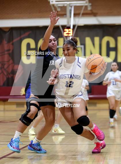 Thumbnail 3 in Catalina Foothills vs Dobson (Salpointe Cactus Clash) photogallery.