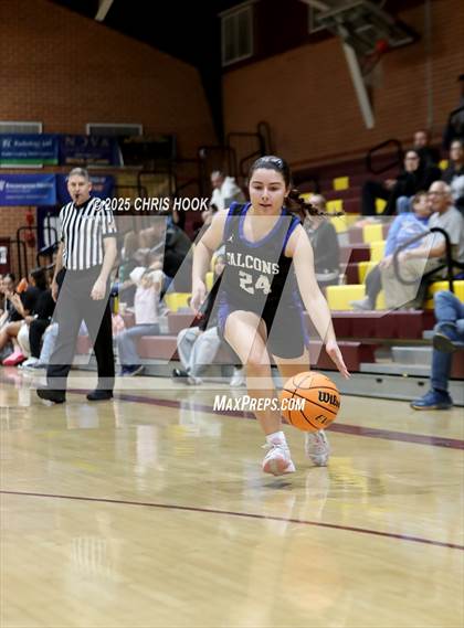 Thumbnail 2 in Catalina Foothills vs Dobson (Salpointe Cactus Clash) photogallery.