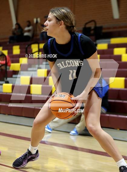 Thumbnail 3 in Catalina Foothills vs Dobson (Salpointe Cactus Clash) photogallery.