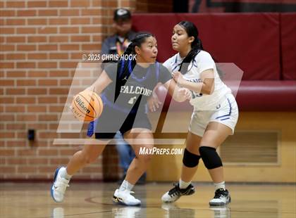 Thumbnail 3 in Catalina Foothills vs Dobson (Salpointe Cactus Clash) photogallery.