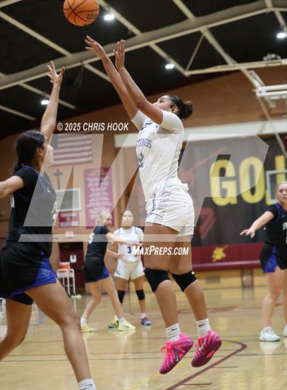 Thumbnail 3 in Catalina Foothills vs Dobson (Salpointe Cactus Clash) photogallery.