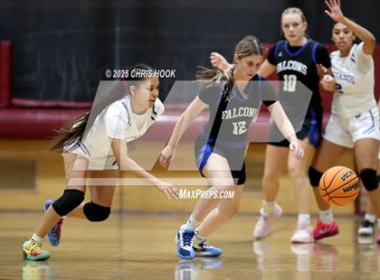 Thumbnail 3 in Catalina Foothills vs Dobson (Salpointe Cactus Clash) photogallery.