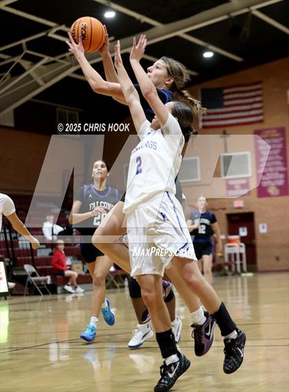 Thumbnail 3 in Catalina Foothills vs Dobson (Salpointe Cactus Clash) photogallery.