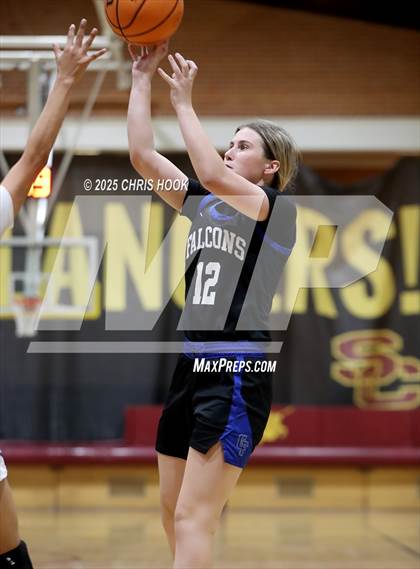 Thumbnail 2 in Catalina Foothills vs Dobson (Salpointe Cactus Clash) photogallery.