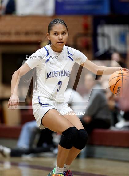 Thumbnail 1 in Catalina Foothills vs Dobson (Salpointe Cactus Clash) photogallery.