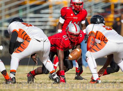 Thumbnail 3 in Suitland vs Duval (MPSSAA 4A Regional Final) photogallery.