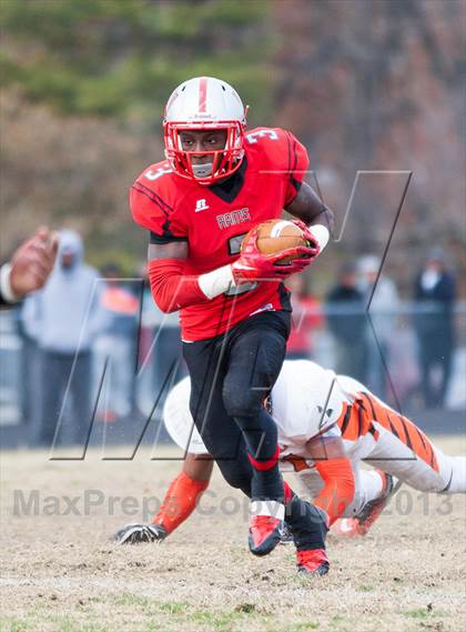 Thumbnail 2 in Suitland vs Duval (MPSSAA 4A Regional Final) photogallery.
