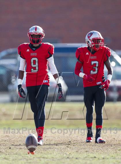Thumbnail 2 in Suitland vs Duval (MPSSAA 4A Regional Final) photogallery.