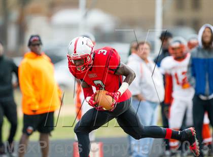 Thumbnail 2 in Suitland vs Duval (MPSSAA 4A Regional Final) photogallery.