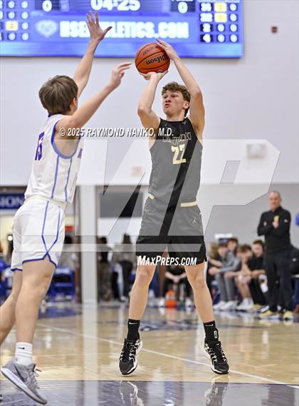Thumbnail 3 in Mt. Vernon @ Hamilton Southeastern photogallery.