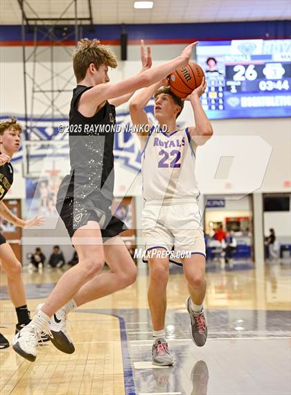 Thumbnail 3 in Mt. Vernon @ Hamilton Southeastern photogallery.