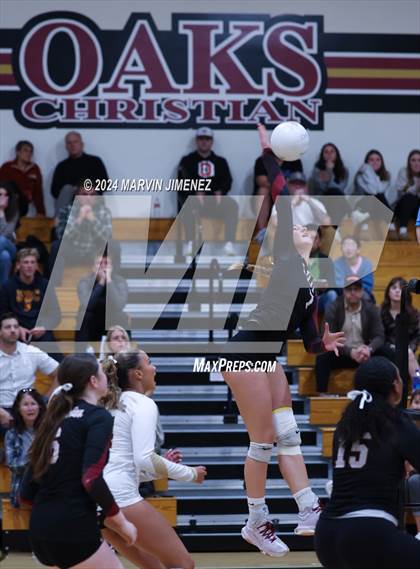 Thumbnail 2 in Palos Verdes vs. Oaks Christian photogallery.