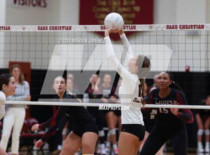 Thumbnail 2 in Palos Verdes vs. Oaks Christian photogallery.