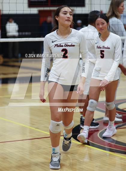 Thumbnail 3 in Palos Verdes vs. Oaks Christian photogallery.