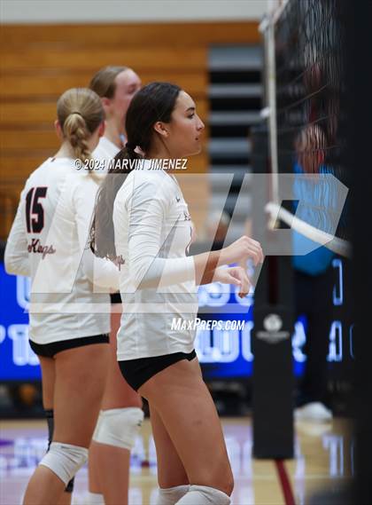 Thumbnail 1 in Palos Verdes vs. Oaks Christian photogallery.