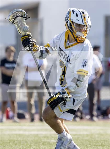 Thumbnail 3 in Foothill vs. Mater Dei (CIF Southern Section Semifinal) photogallery.