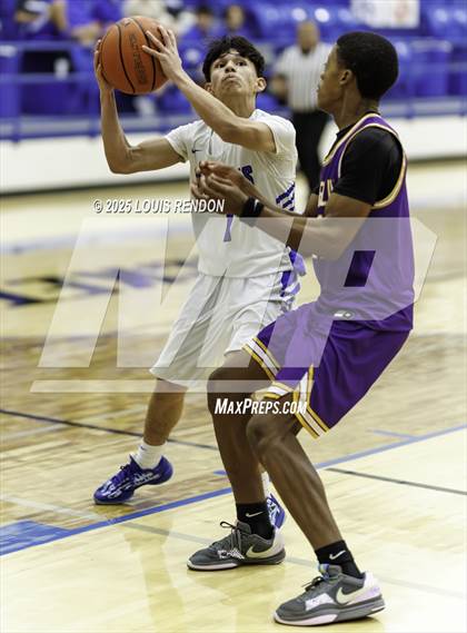 Thumbnail 3 in Marlin @ Robinson photogallery.